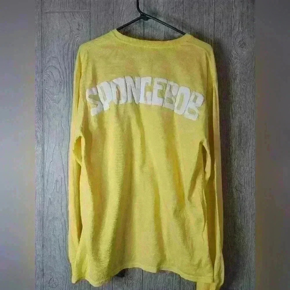 Universal Studios Spongbob long sleeve graphic tee. 100% cotton. large. - Picture 5 of 5
